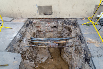 Pipe repair in footpath