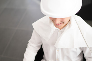 Scalp laser stimulation in a trichological clinic.