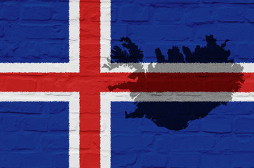 Island Flagge auf einer Steinmauer 