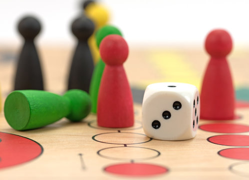 Mensch &auml;rgere  dich nicht, Gesellschaftsspiele, Board games
