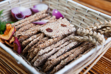 crackers from flax seeds, healthy food 