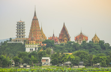 Fototapeta premium Thai Temples on Small Hills