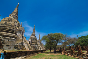 Obraz premium Pagoda of old temple at ayuthaya province