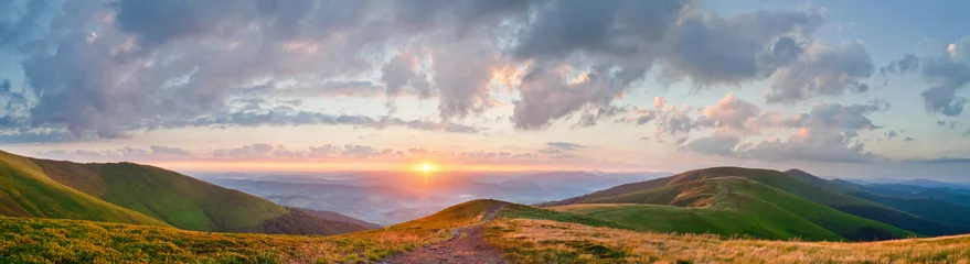 Foto op Canvas Panorama of a beautiful sunrise in the Carpathian mountains. Rid © physyk