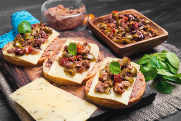 Sandwiches bruschetta with olives