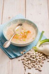 beans cream soup with leek and paprika