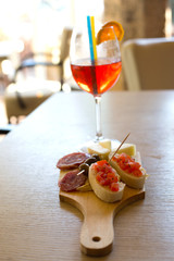 appetizer plate with beverage 