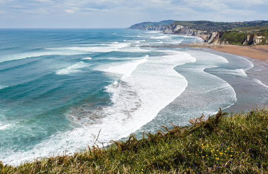 Beach Azkorri or Gorrondatxe view.