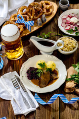 Bayerische Schweinebraten (oktoberfest)