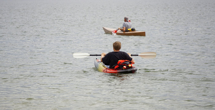 Kajakfahrer auf einem See