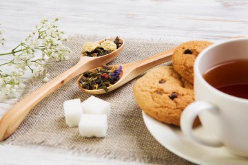 Herbal tea and cookies
