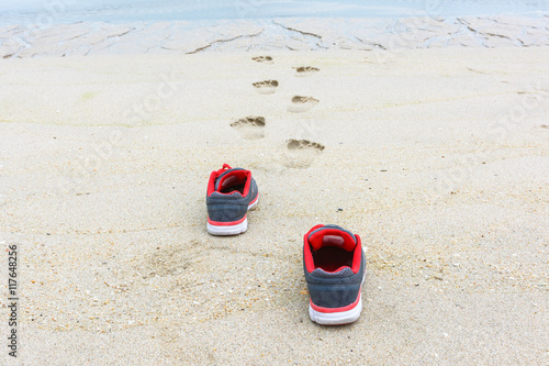shoes to walk in sand