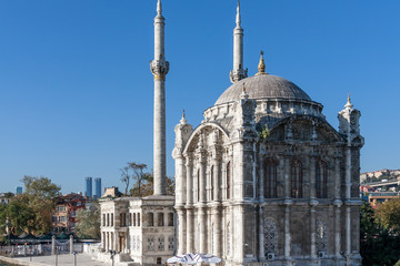 Fototapeta na wymiar Ortakoy Mosque on Bosphorus, Istambul
