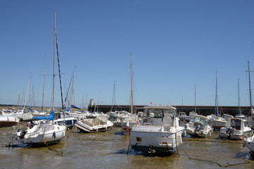 Port de Saint-Jacques à marée basse