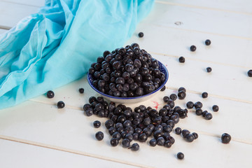 Fototapeta na wymiar blueberries on white table
