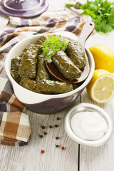Dolma in the ceramic pot