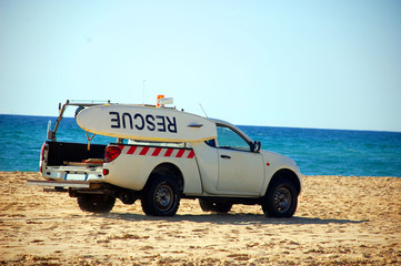 Rettungsfahrzeug am Strand, Wasserrettung