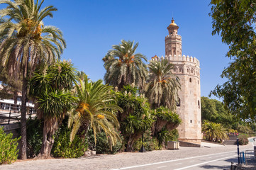 Fototapeta na wymiar Torre del Oro - military watchtower in Seville