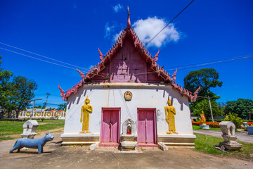 Fototapeta premium Wat rong chang at Phichit Thailand. This is an old temple that dates from the Ayutthaya period.