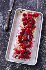 Ice cream with raspberries