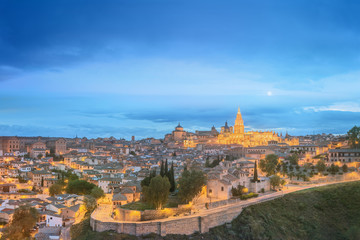 Fototapeta na wymiar Panoramic view of ancient city and Alcazar on a hill over the Tagus River, Castilla la Mancha, Toledo, Spain