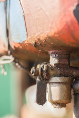 Dirty metal fuel tap