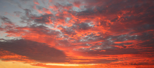 Ciel rouge