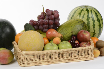 Bodegón de frutas variadas