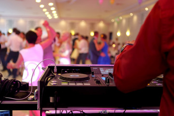 Dancing couples during party or wedding celebration - 117762658