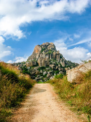 Fototapeta na wymiar The path to Kuntibeta Hill in Karnataka, India