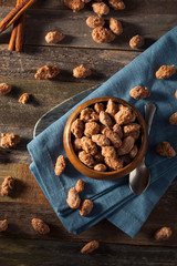 Homemade Sweet Cinnamon Coated Almonds