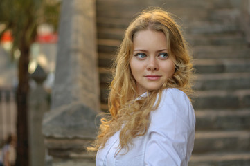 Obraz premium beautiful blond woman