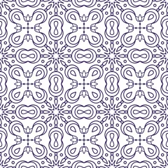 Kussenhoes Ethnic floral seamless pattern © visnezh