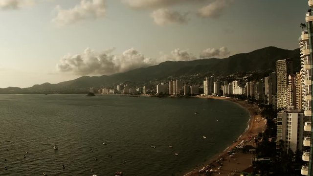 the famous acapulco bay in mexico