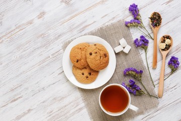 Herbal tea and cookies