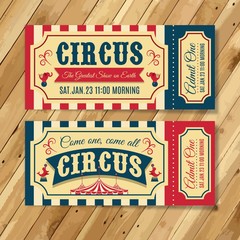 Vintage circus tickets © Freepik