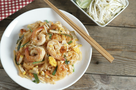 Thai Fried Noodle "Pad Thai" with shrimp and vegetables.