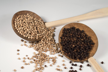 Black and white peppercorn