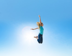 Freudensprung © by-studio