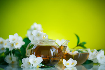 Obraz na płótnie Canvas jasmine tea in a teapot
