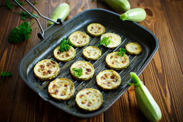 zucchini baked with sauce