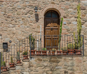 House with cacti in Castelnuovo dell'abate, Montalcino, Tuscany