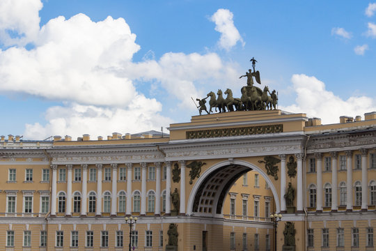 the General staff building in St. Petersburg