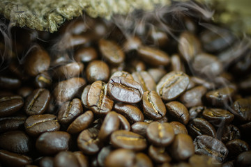 Obraz premium roasted coffee beans