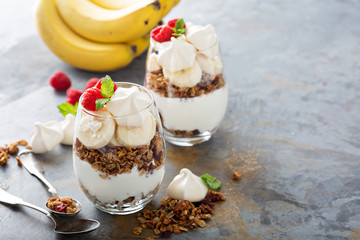 Banana and granola breakfast parfait