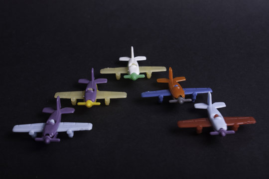 avi&otilde;es coloridos