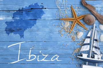 Maritime Postkarte mit Mittelmeerinsel Ibiza