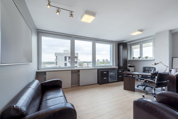 Simple and stylish office room