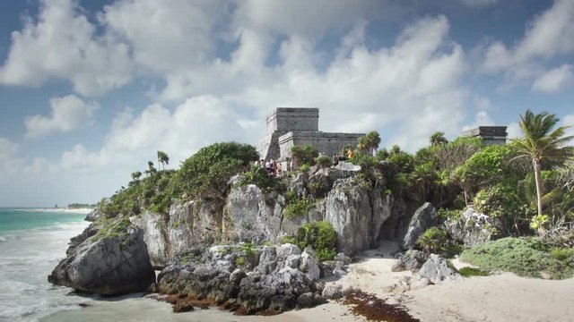 unique mayan ruins at tulum mexico