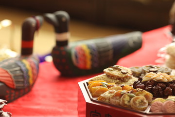 한쌍의 기러기/한국전통혼례의 상차림 중 상 앞부분에 놓인 기러기 한쌍,부부을 의미한다 